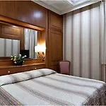 Dock Hotel