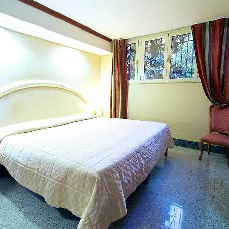 Dock Hotel Rome
