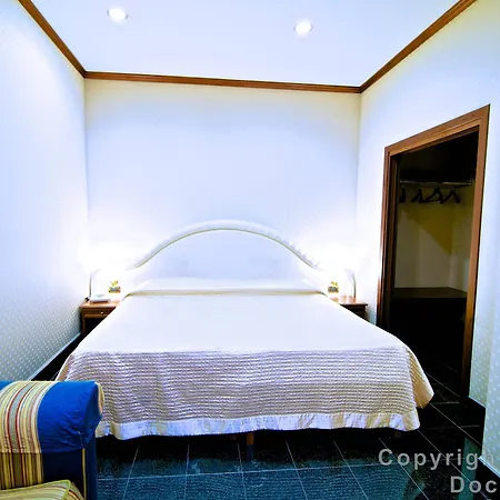 Hotel Dock Rome